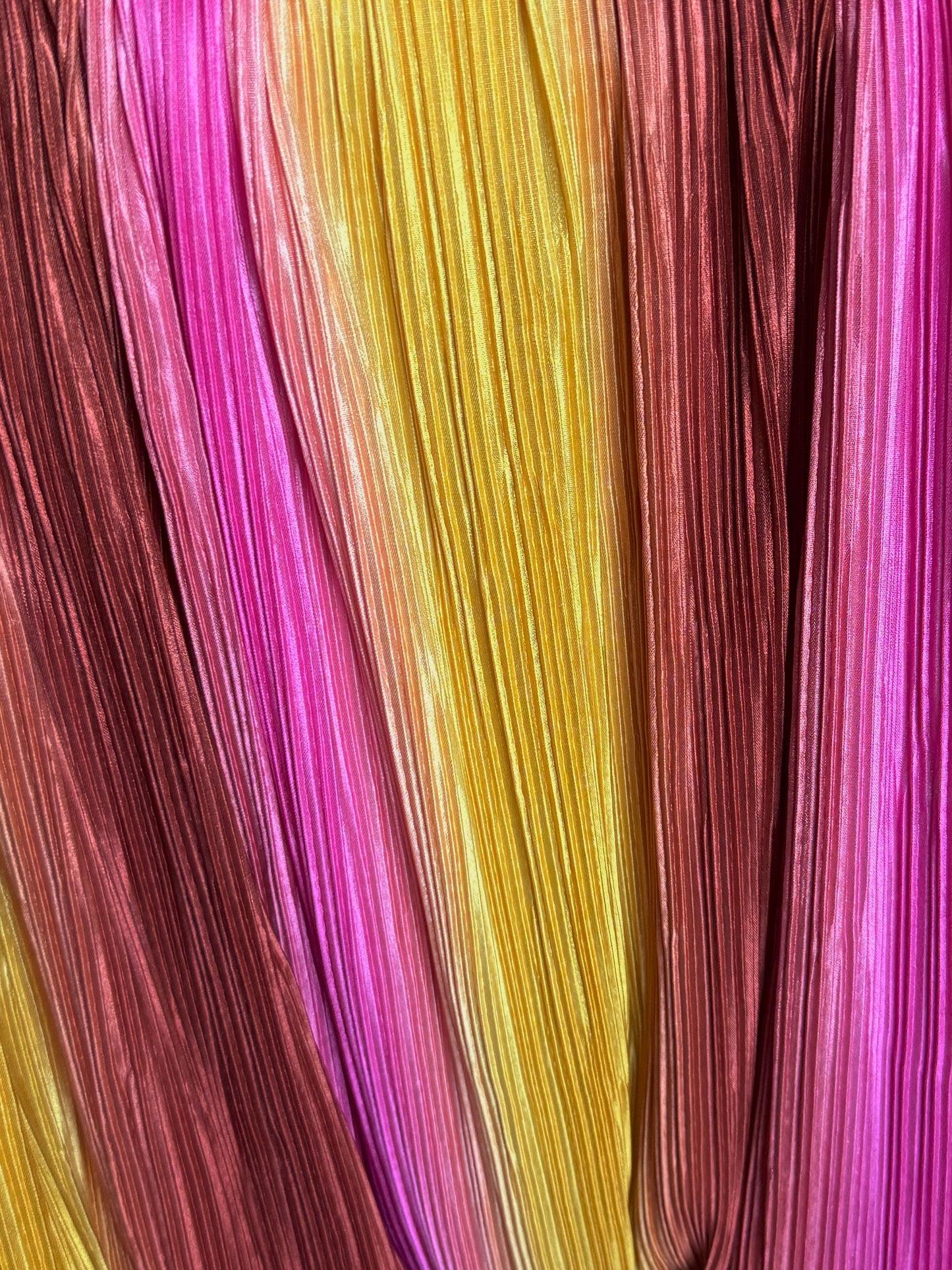 Colorful Pleated Knit